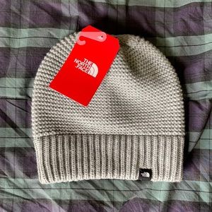NWT The North Face women’s beanie